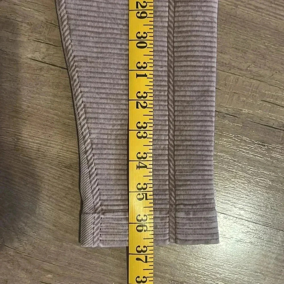 Nikibiki Seamless Leggings - Picture 10 of 12